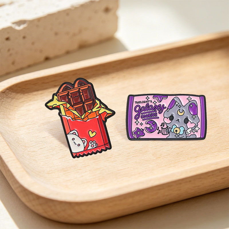 漫画風の銀河クッキー、チョコレート、エナメルピン、かわいい魔 - Chocolate Snack のレビューと価格